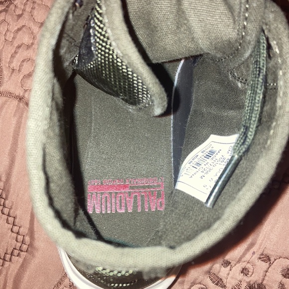 dark green palladium shoes/sneakers - Picture 8 of 10